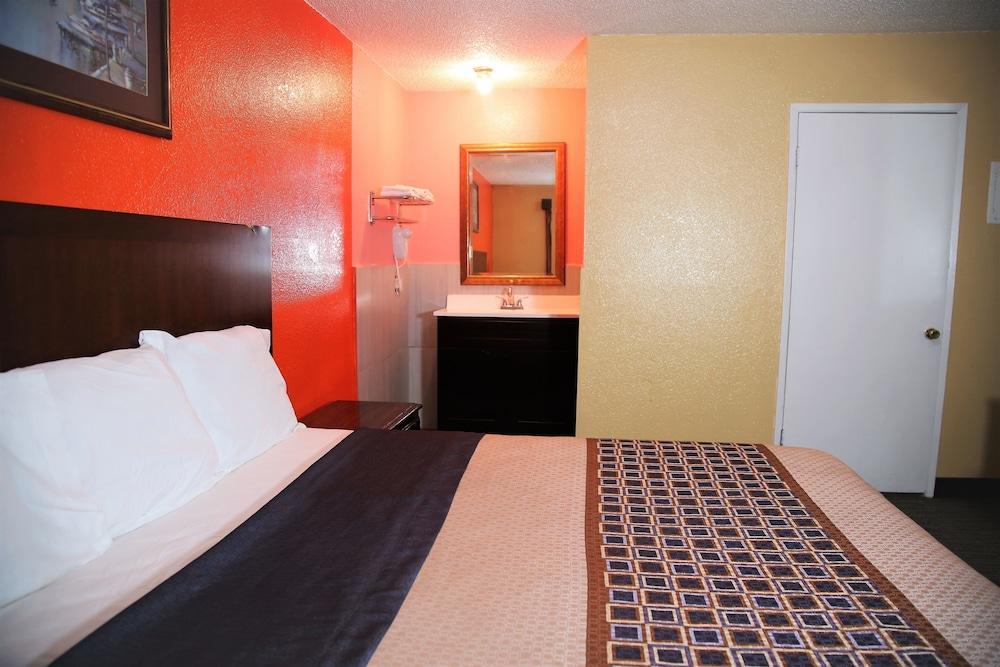 4 Star Motel photo 8