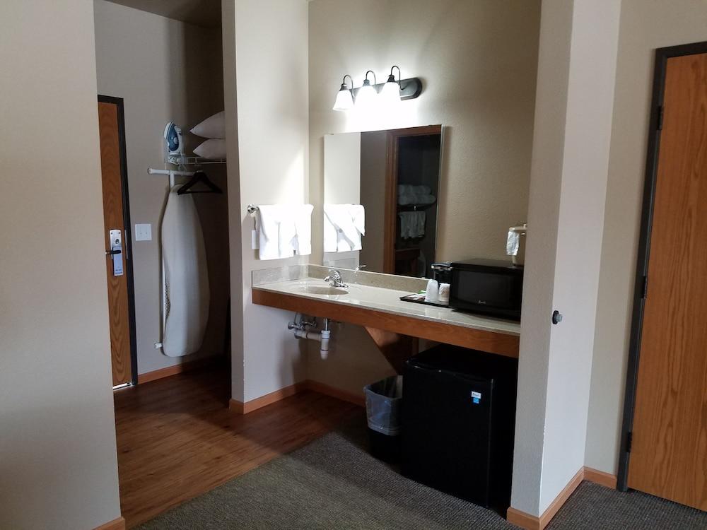 Woodside Old Towne Hotel photo 14