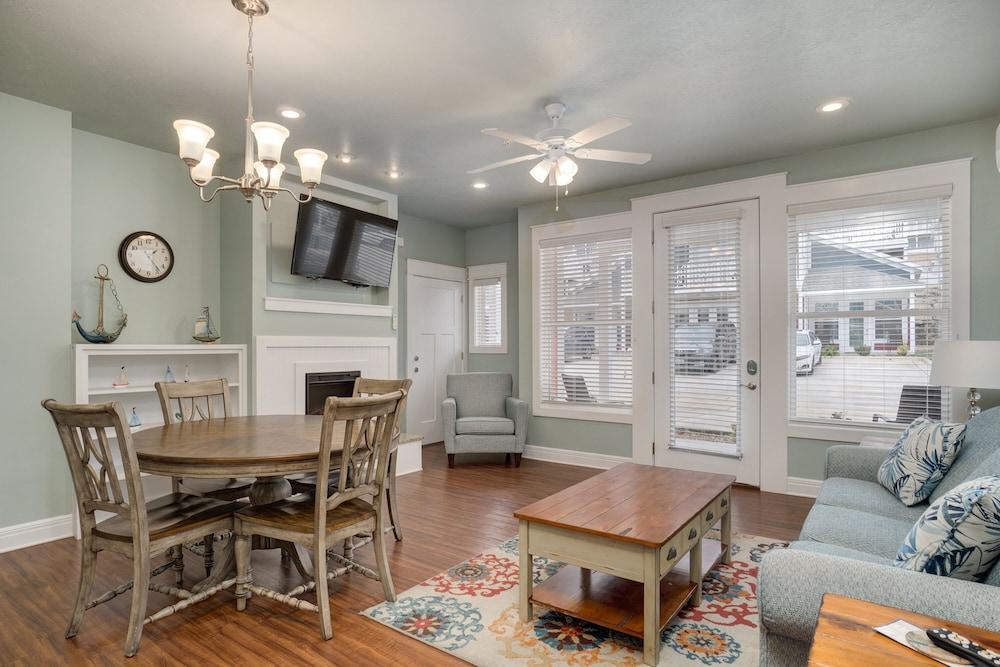 Bransons Nantucket photo 46