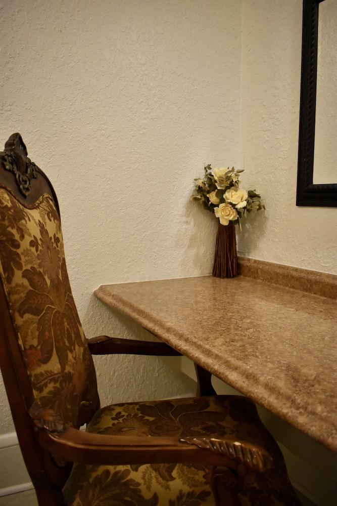 The DeLand Hotel photo 24