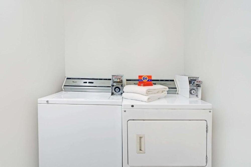 Economy 7 Inn - Chesapeake/Portsmouth photo 28