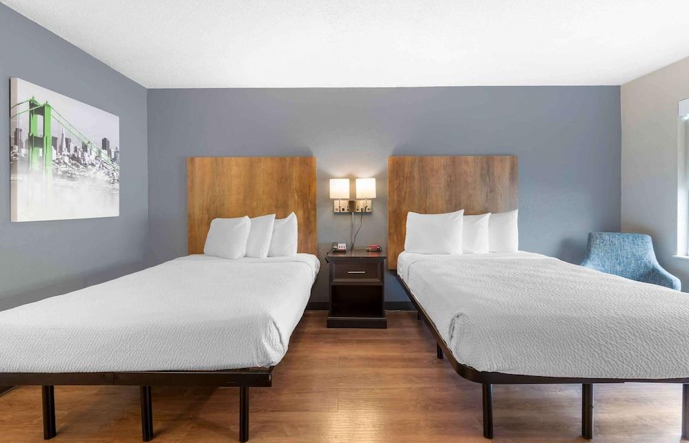 Extended Stay America Select Suites - Charlotte - Tyvola Rd. photo 9