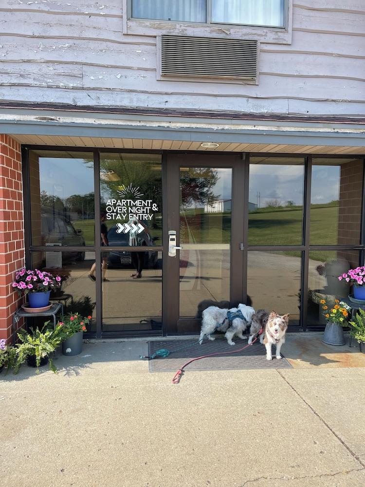Hygge Inn & Suites photo 13