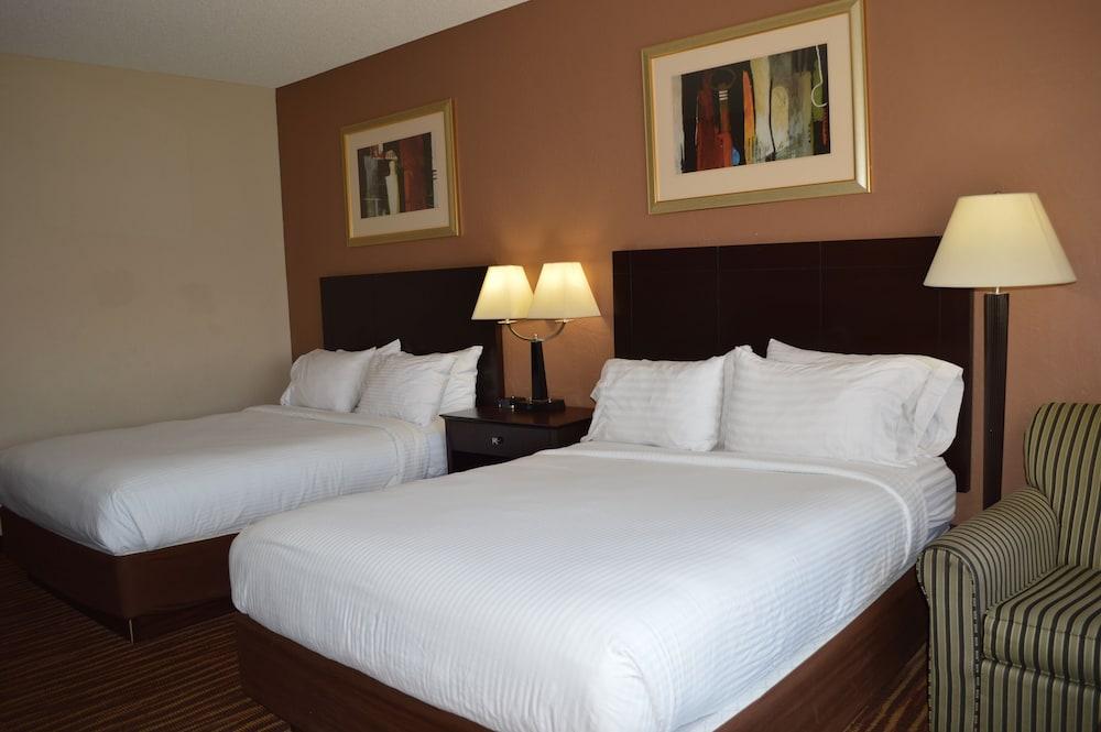 First Choice Inns at the Swell photo 10