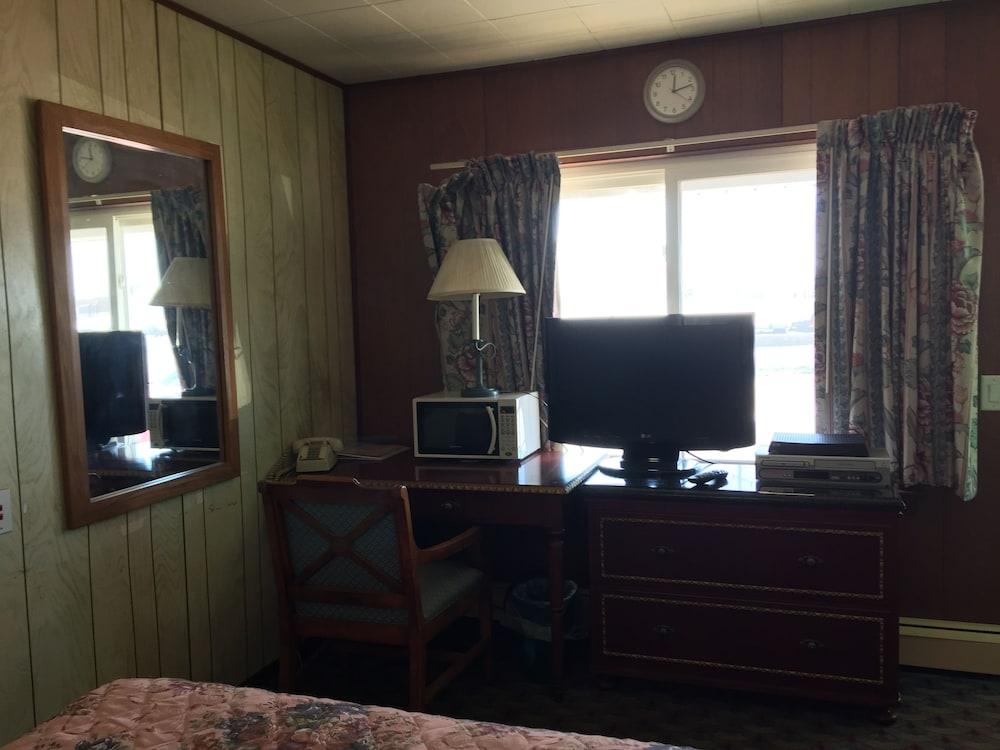 Sunset Motel photo 22