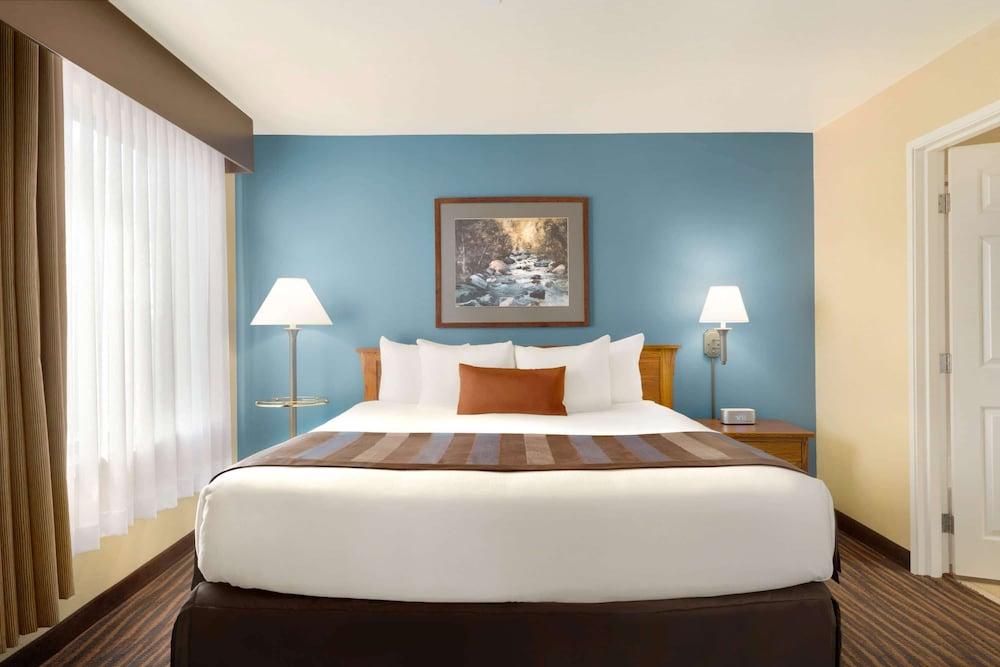 Wingate by Wyndham Greenwood Village/Denver Tech photo 19