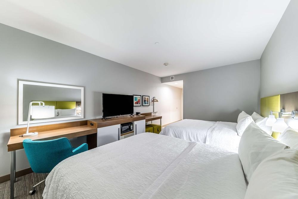 Hampton Inn & Suites Pryor photo 10