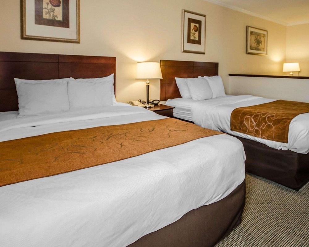Quality Suites Jeffersonville - Louisville North photo 10