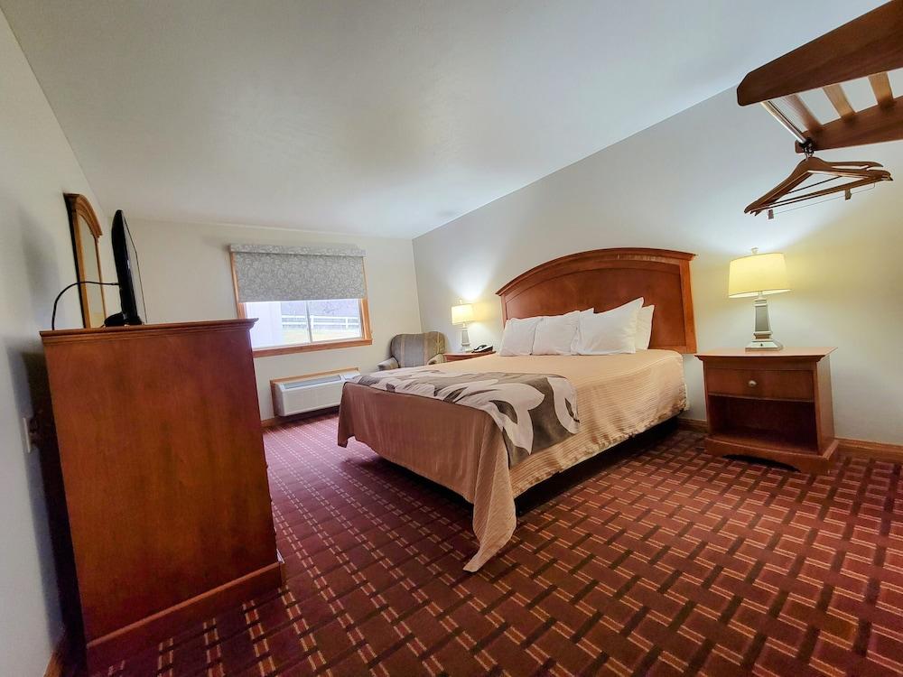 Mountaineer Inn photo 2