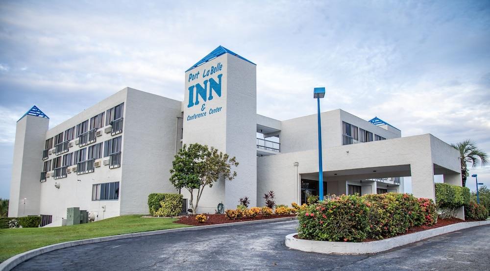Port Labelle Inn & Conference Center photo 1
