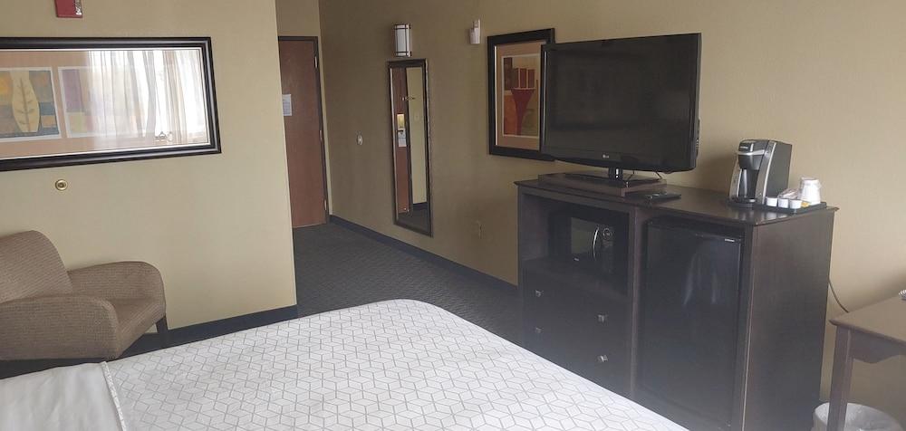 Fairfield by Marriott Inn & Suites Phoenix West Chandler photo 5
