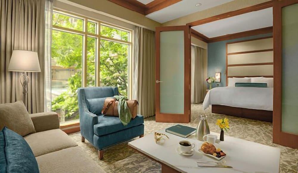 The Lodge at Turning Stone Resort Casino photo 8