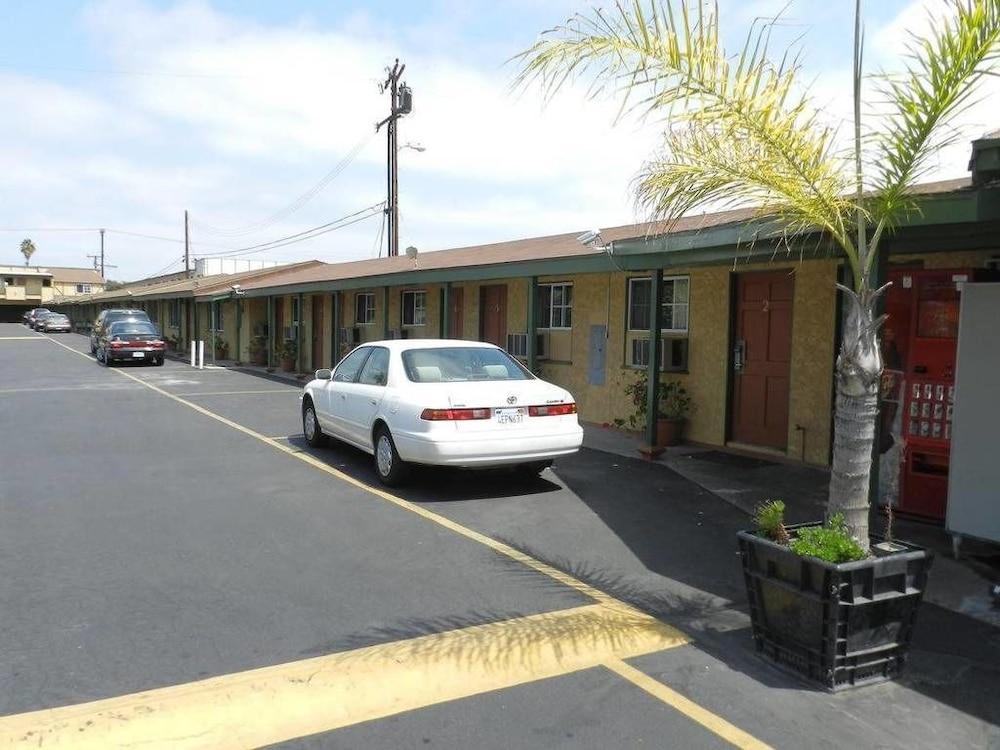 Starlite Motel photo 35