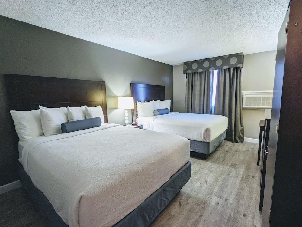 Spark by Hilton Eden Prairie photo 14