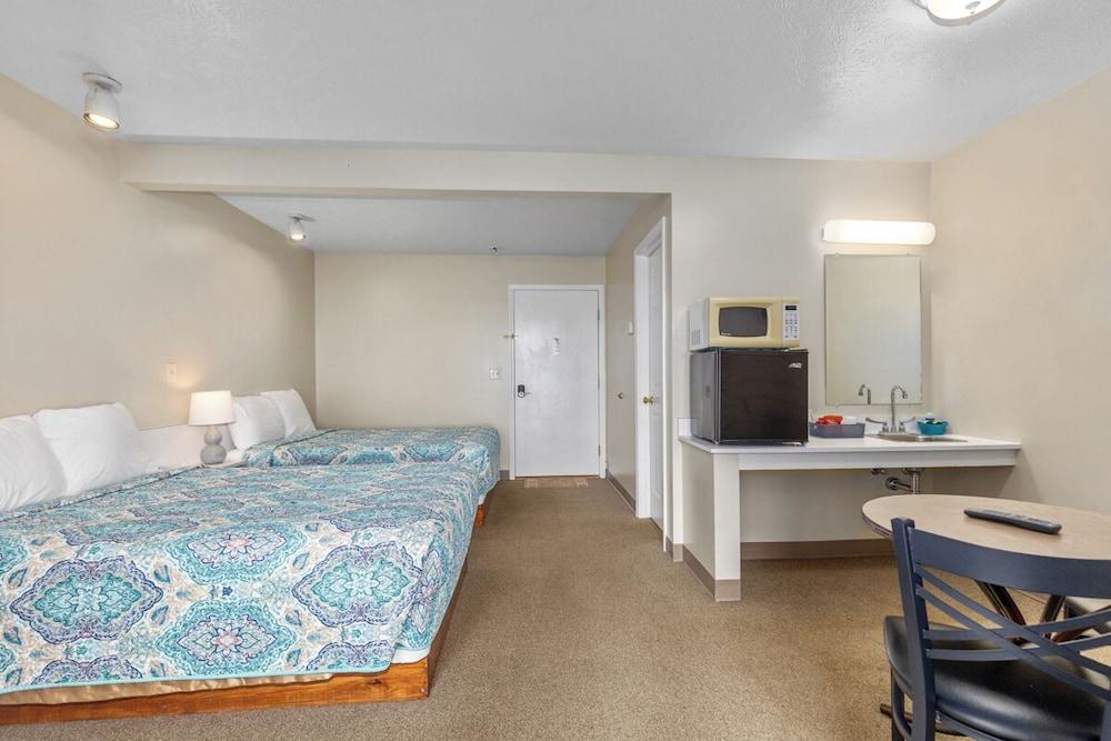 The Lakeview Motel photo 37