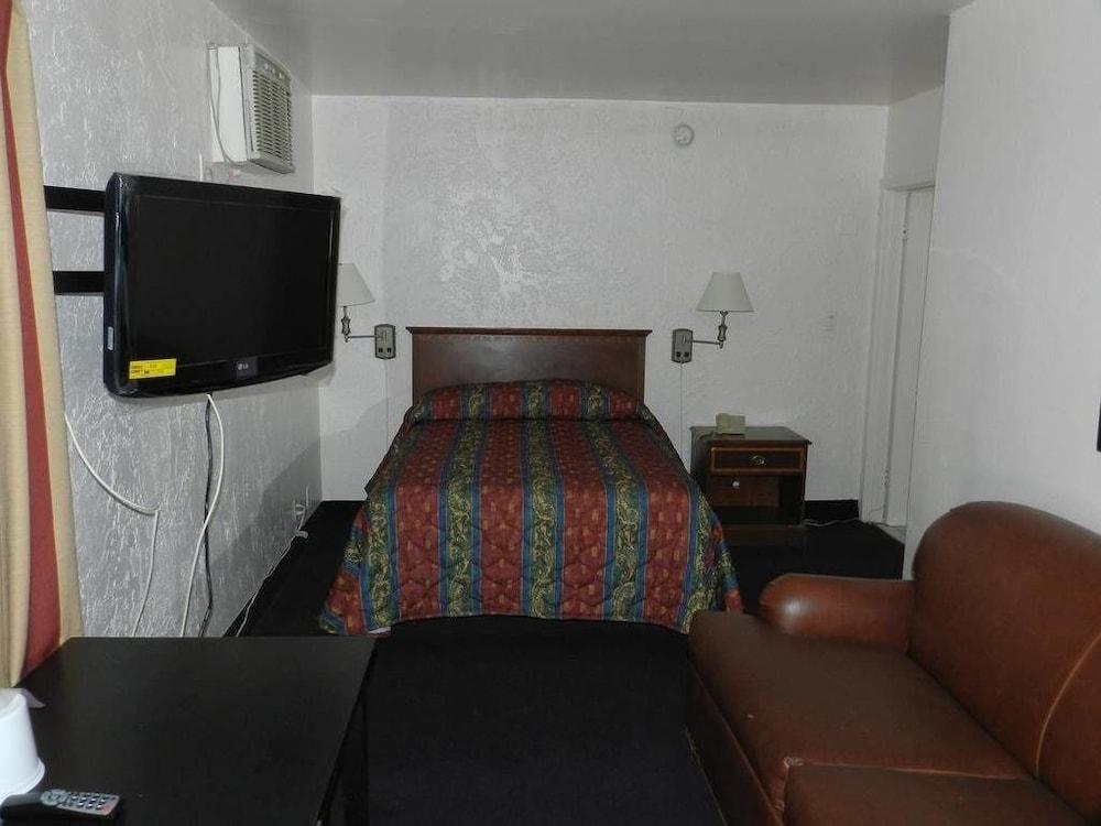 Starlite Motel photo 6
