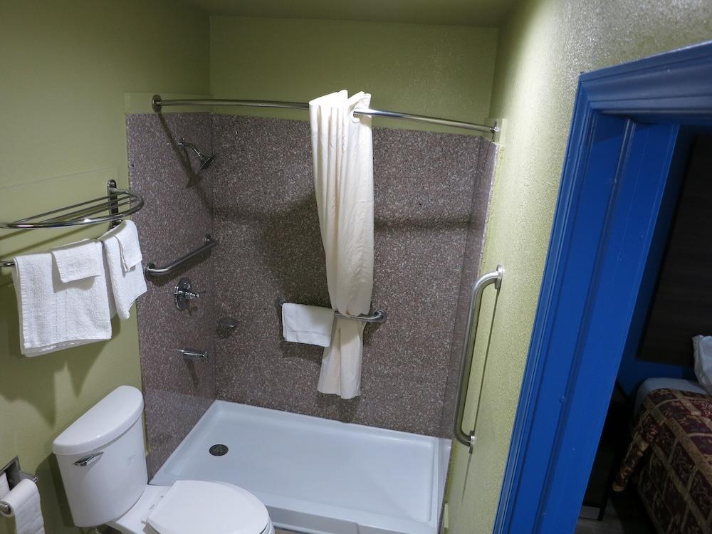Gateway Motor Inn photo 11
