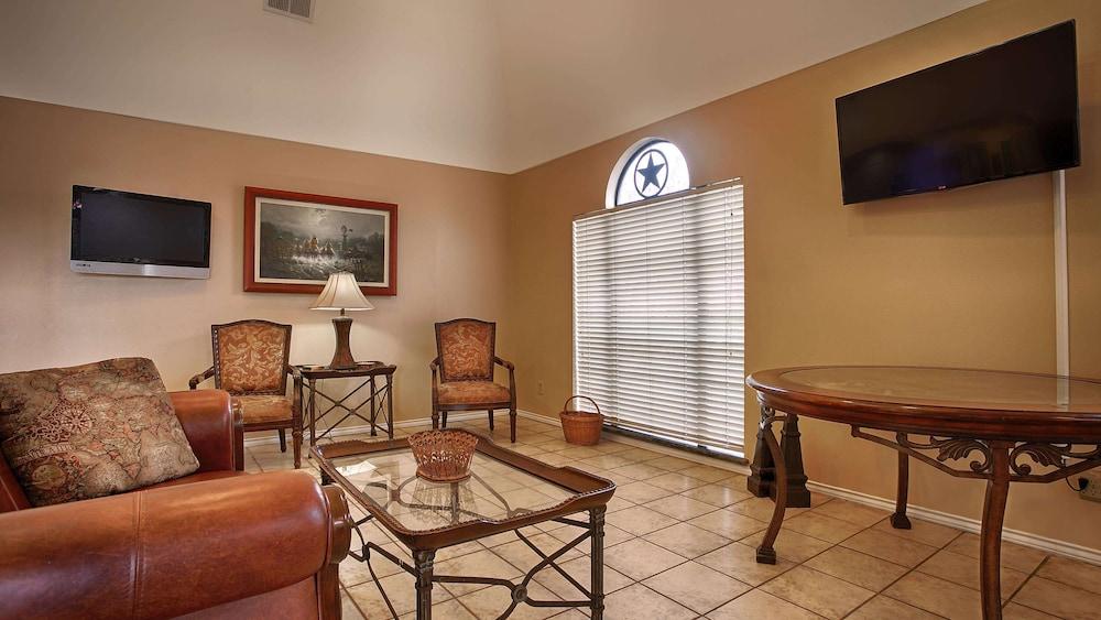 Americas Best Value Inn & Suites Sonora photo 4