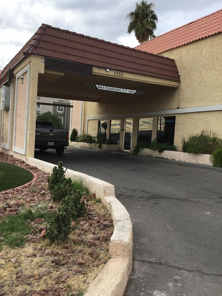Aviation Inn photo 29