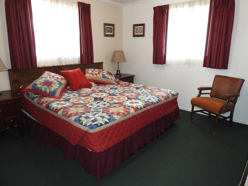 The Trails Inn photo 13
