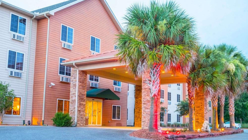 Wildwood Inn photo 52