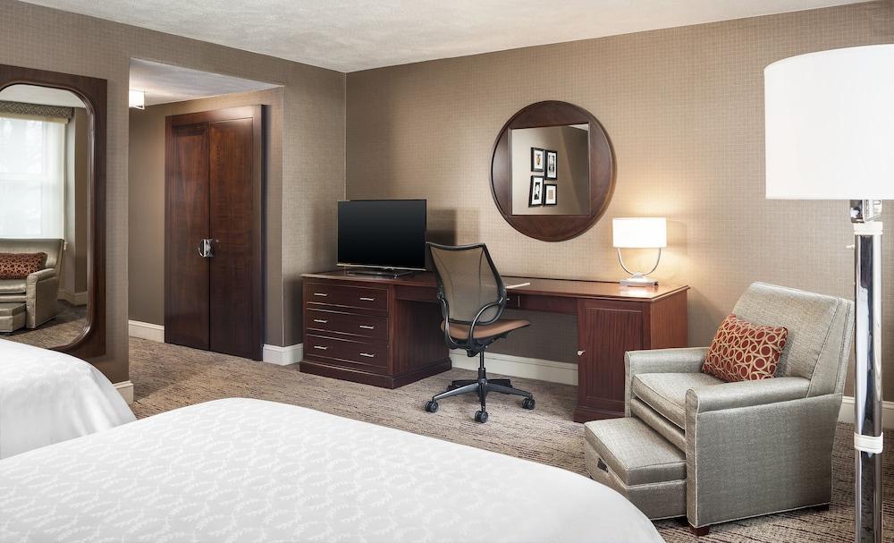 Sheraton Commander Hotel photo 5