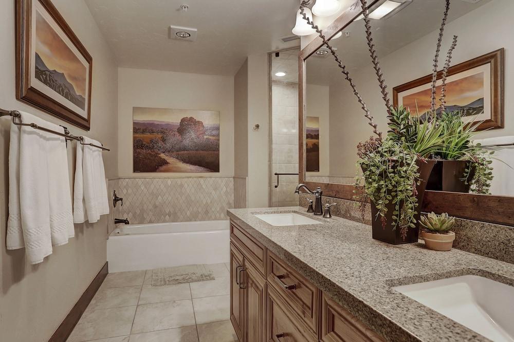 Crystal Peak Lodge, A Vail Resorts Property photo 89
