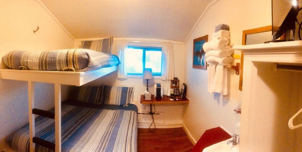 Driftwood Inn and Seaside Lodges photo 38