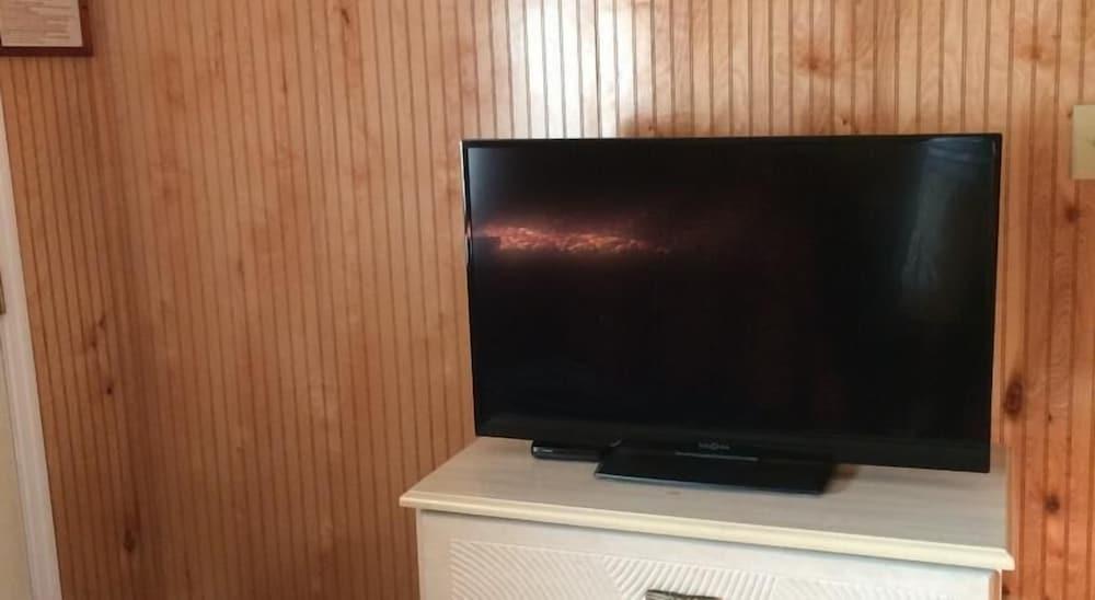 Simpson's Motel photo 14