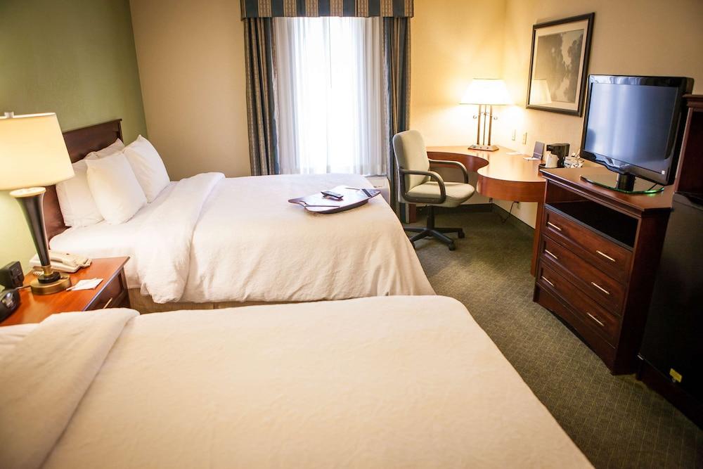 Hampton Inn & Suites Springfield-Southwest photo 12
