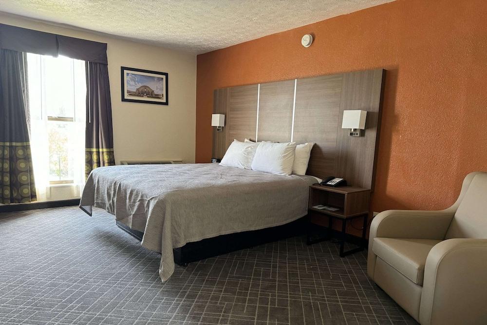 Quality Inn Mason Near Kings Island photo 17