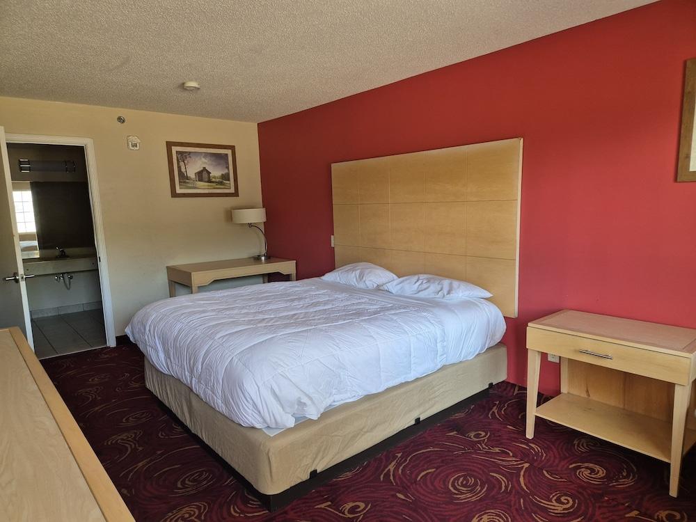 General Bragg Inn & Suites Chickamauga photo 4