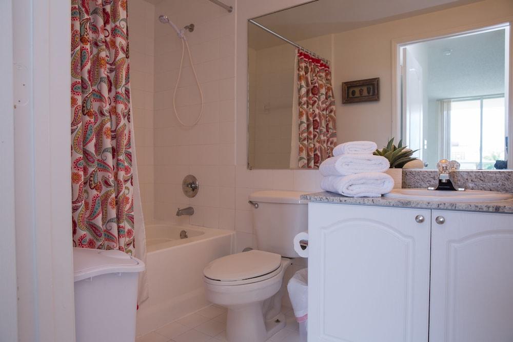 Best Holiday Suites photo 9