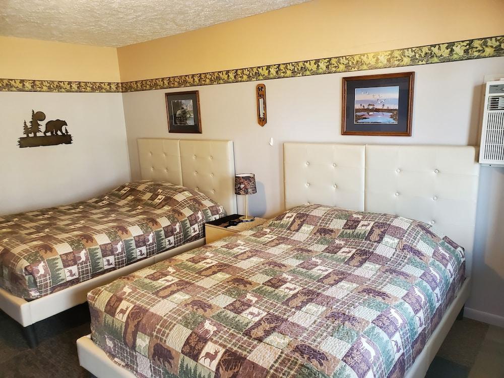 River Country Motor Lodge photo 66