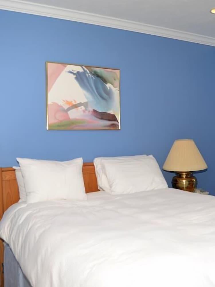 Beach Condominium Hotel photo 91
