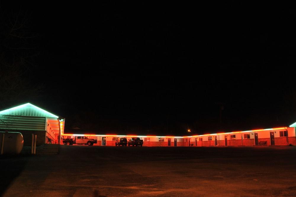 Cozy Motel photo 6