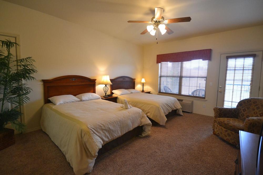 StoneBridge Resort photo 2
