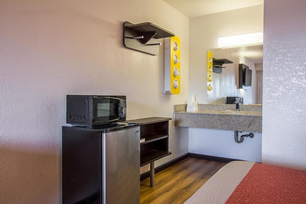 Motel 6 Ashland, OH photo 21