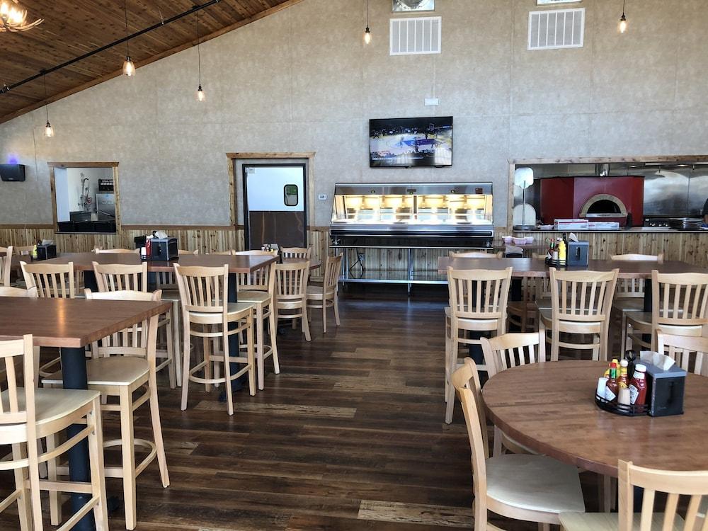 Target Hospitality-Pecos South Lodge photo 33