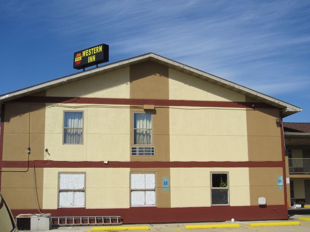 First Western Inn photo 16