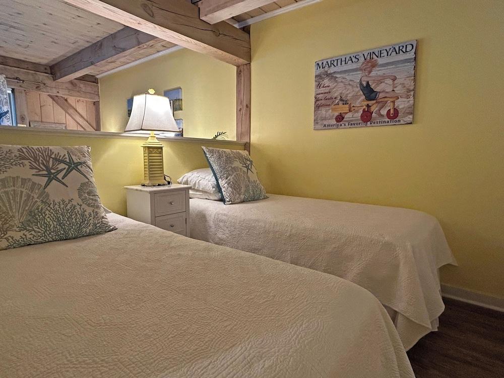 The Island Inn on Martha's Vineyard photo 11