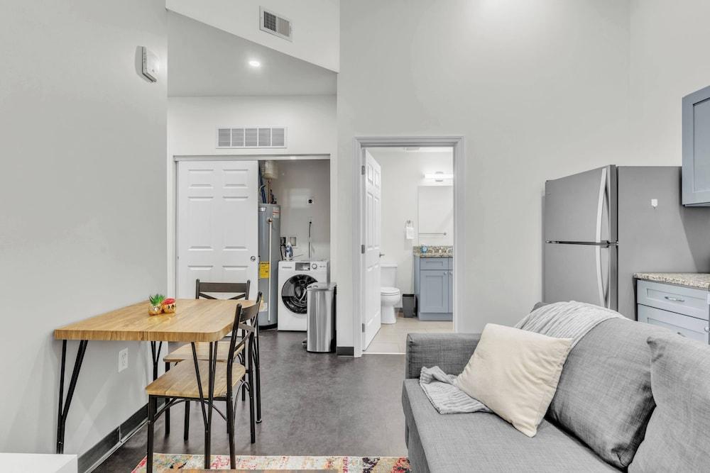 CozySuites - Press House photo 56