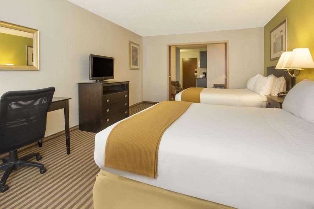 Kalamazoo Hotel and Suites photo 9