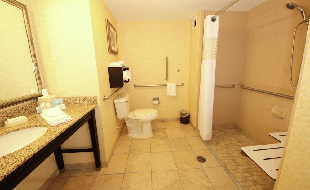 Hampton Inn Ellsworth/Bar Harbor photo 24