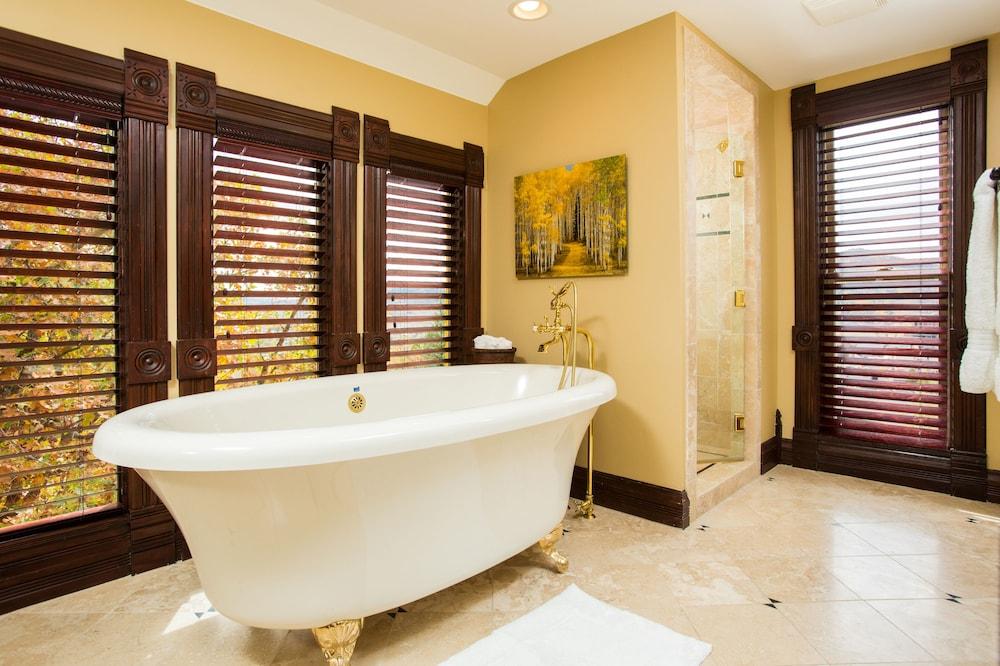 The Victorian Luxury B&B photo 33