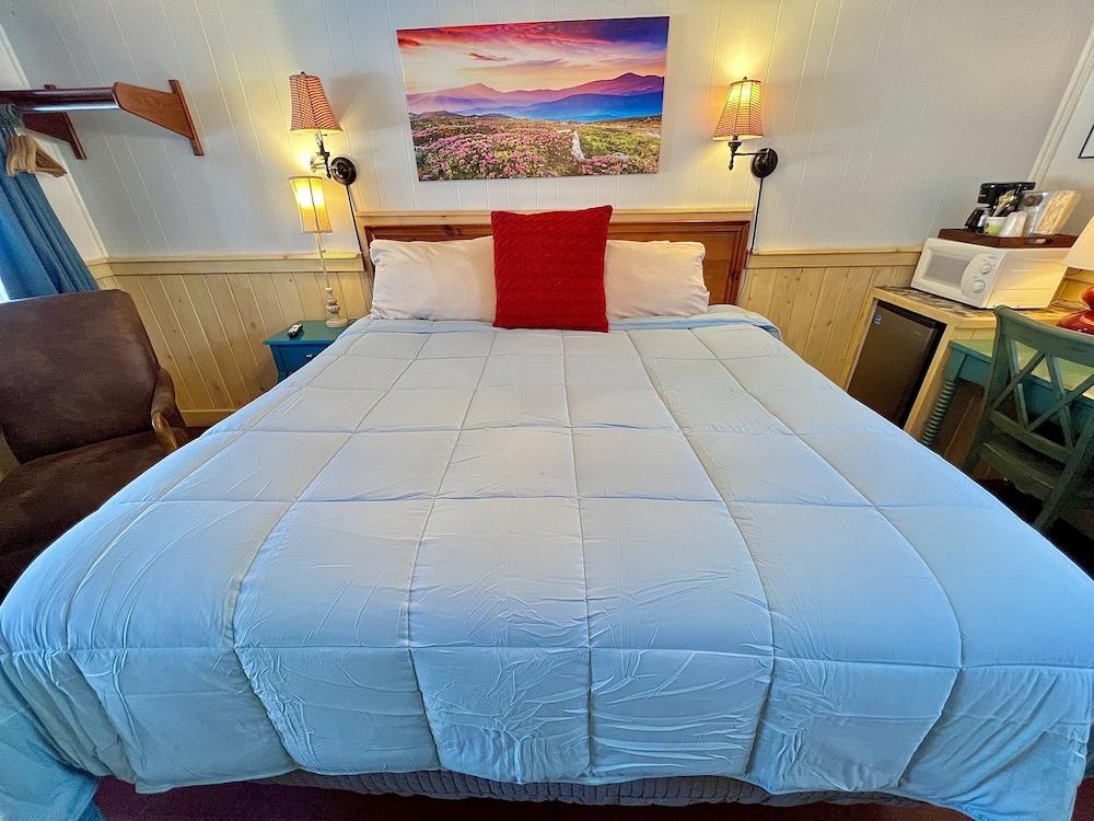 The Homestead Inn photo 90