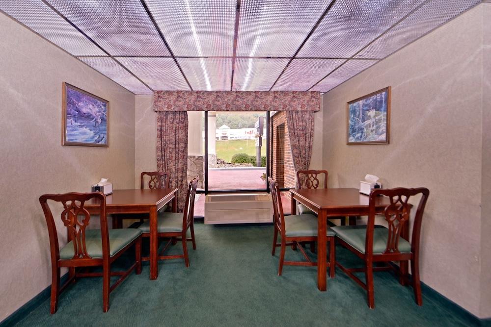 Nation's Inn photo 24