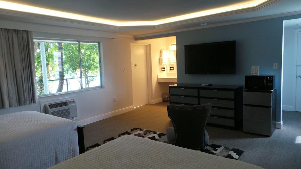 Island House Hotel photo 47