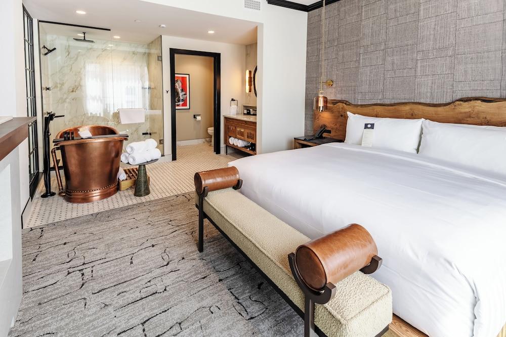 Hotel Renegade photo 67