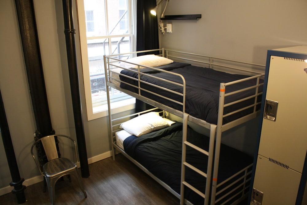 Apple Hostels photo 15